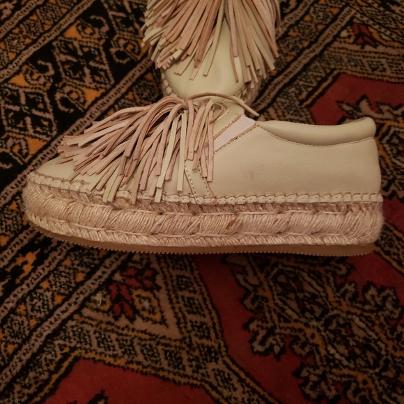 Renvy Shoes - Leather shoes